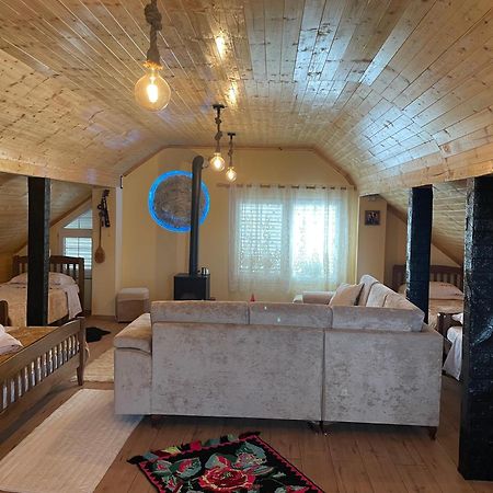 Riza Guest House Puke Экстерьер фото