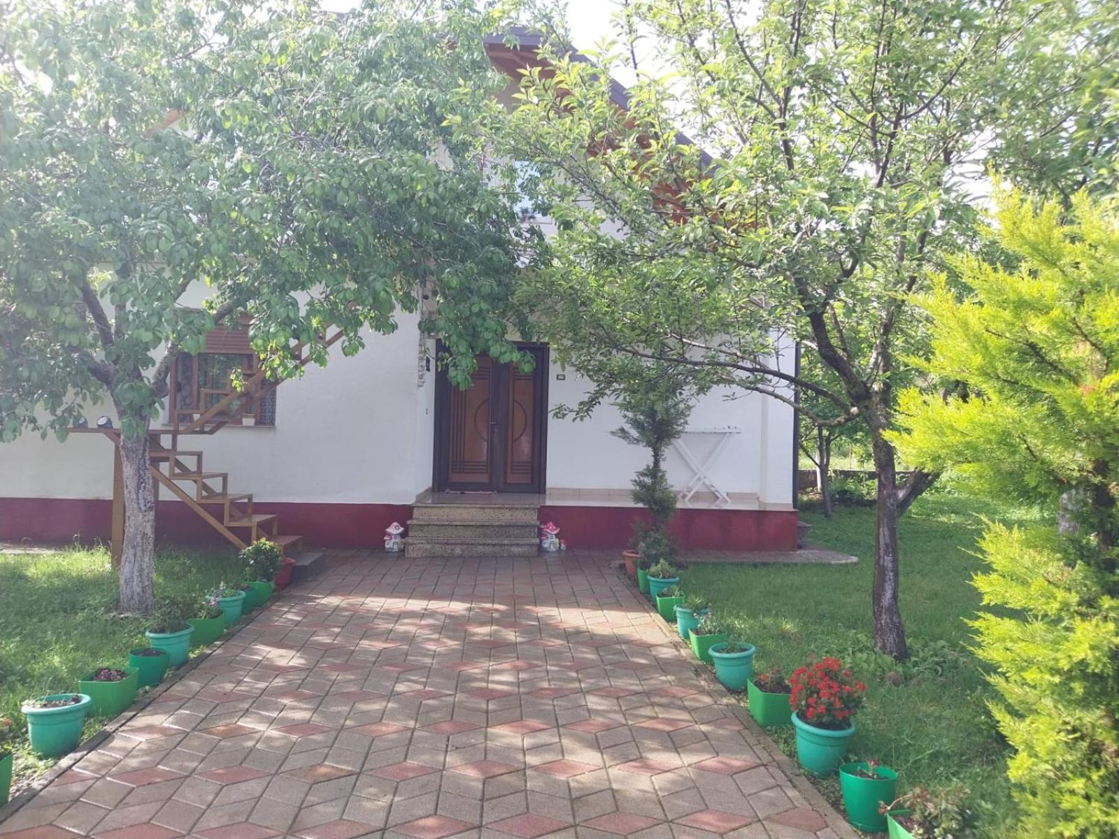 Riza Guest House Puke Экстерьер фото