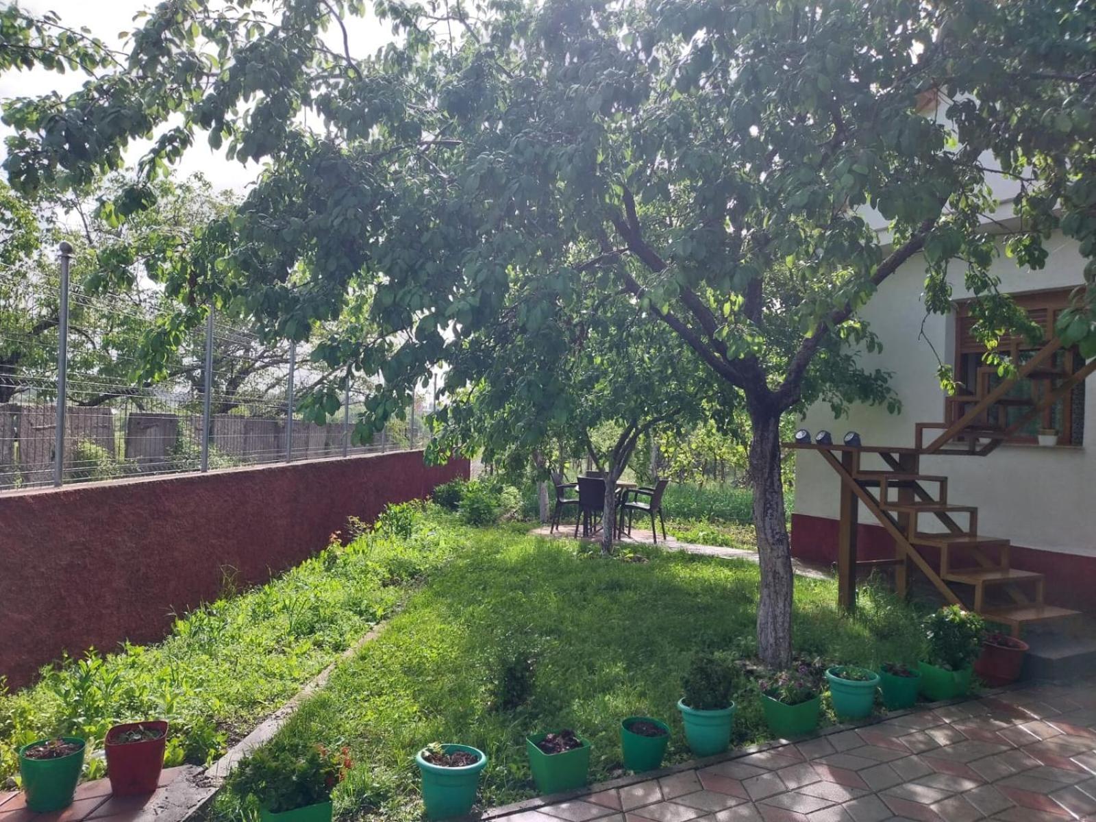 Riza Guest House Puke Экстерьер фото