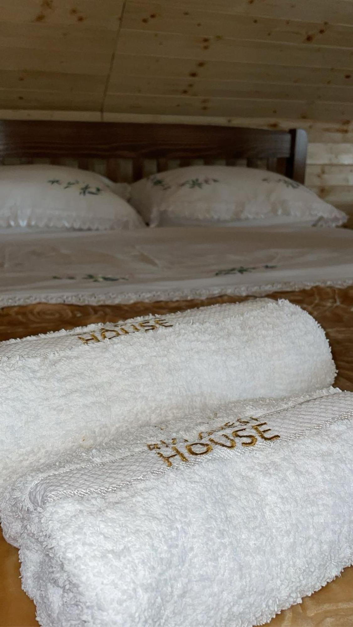 Riza Guest House Puke Экстерьер фото